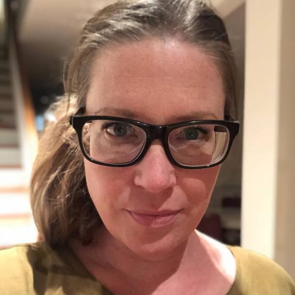 Meet your Posher, Emma - Picture 1 of 1